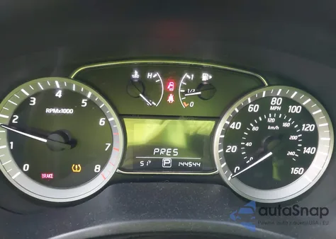 2014 Nissan Sentra Sr z USA, uszkodzony, nr VIN 3N1AB7AP2EY306684